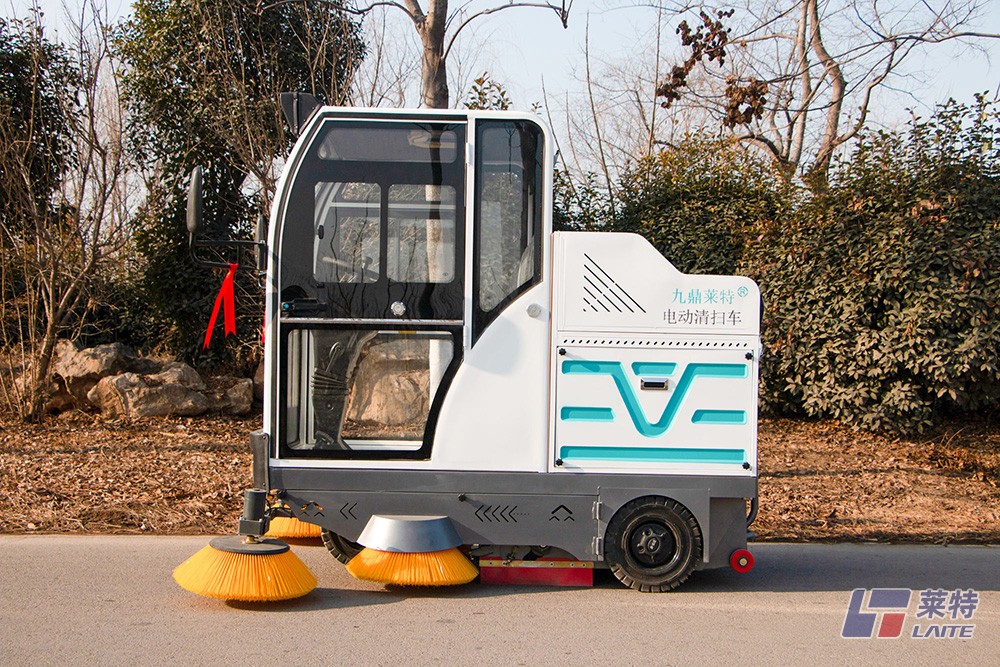 萊特電動掃地車