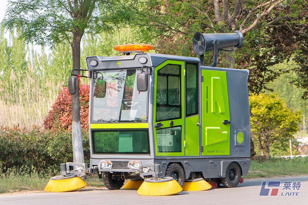 萊特電動掃地車.jpg