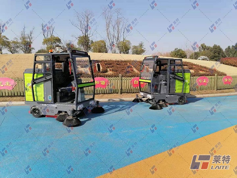 萊特電動(dòng)掃地車